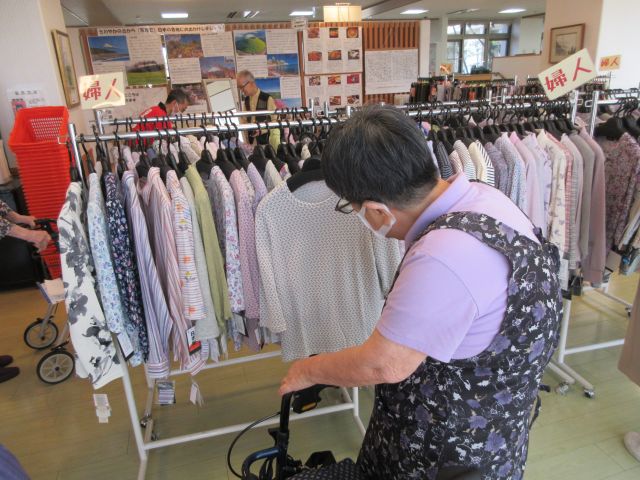 衣類販売『うらしま』　イメージ