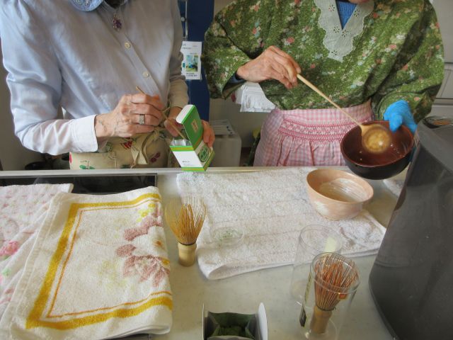 お茶会 イメージ